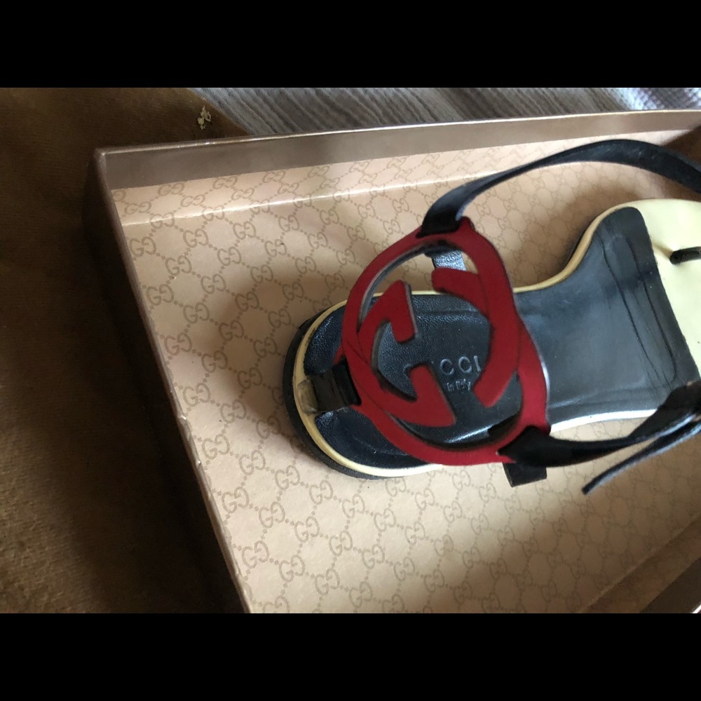 Gucci sandals 37.5 authentic